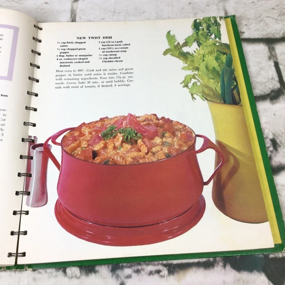 Betty Crocker's‎ Dinner In A Dish Cookbook Vintage Spiral Cookbook